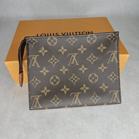 Louis Vuitton Monogram Toiletry 19 Pouch Toilette Purse Handbag with Box - Picture 4 of 12
